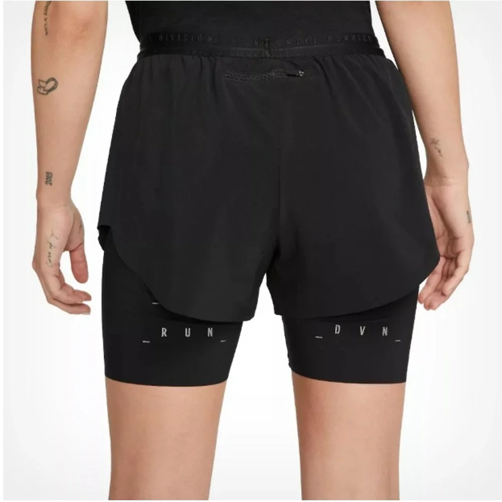 Nike Womens Dri-Fit Run Division 2in1 Running Shorts Black DM7745-010 Small